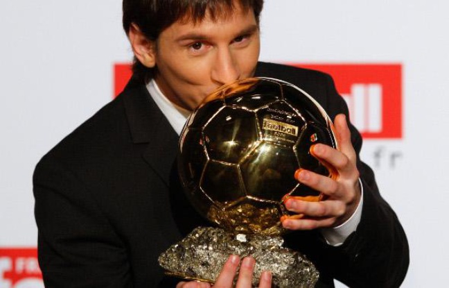 Lionel Messi, élu Ballon d'Or 2009 Lionel Messi, élu Ballon d'Or 2009