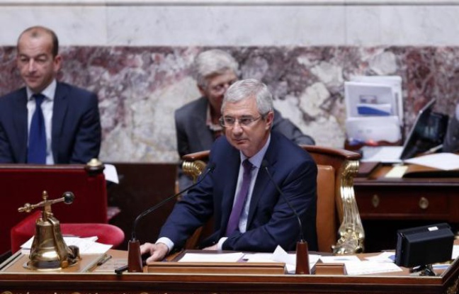 Les aides publiques à PSA, dont la prime à la casse, qui a été une "erreur" coûteuse, auraient dû servir davantage à définir la "voiture du futur", a estimé vendredi sur France Info le président de l'Assemblée nationale, Claude Bartolone. Les aides publiques à PSA, dont la prime à la casse, qui a été une "erreur" coûteuse, auraient dû servir davantage à définir la "voiture du futur", a estimé vendredi sur France Info le président de l'Assemblée nationale, Claude Bartolone.