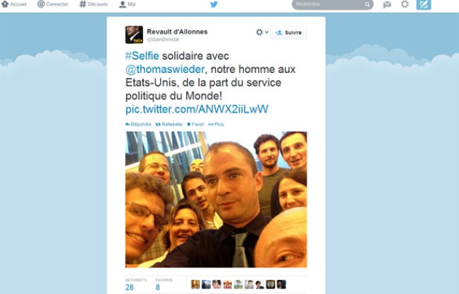 Selfie solidaire du service politique du «Monde» pour soutenir son journaliste Thomas Wieder. Selfie solidaire du service politique du «Monde» pour soutenir son journaliste Thomas Wieder.