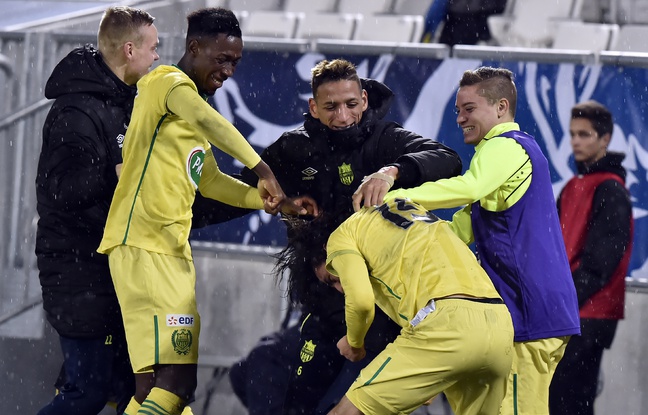 Les Nantais tout sourire le soir de leur qualification pour les quarts de finale de la Coupe de France, le 10 février 2016 à Bordeaux. Les Nantais tout sourire le soir de leur qualification pour les quarts de finale de la Coupe de France, le 10 février 2016 à Bordeaux.