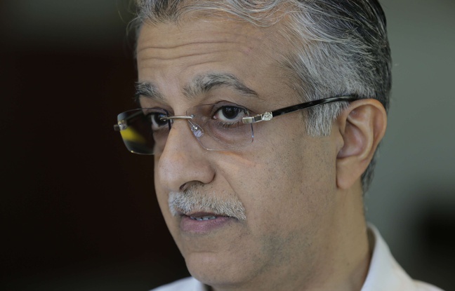 Le cheikh Salman, candidat à la présidence de la Fifa, le 13 novembre 2015. Le cheikh Salman, candidat à la présidence de la Fifa, le 13 novembre 2015.