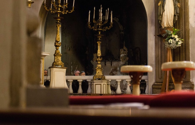 Le duo vidait les églises de leurs biens. Le duo vidait les églises de leurs biens.