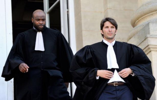 L'audience d'un des trois jeunes jugés vendredi par le tribunal correctionnel d'Amiens, dans le cadre des affrontements du début de semaine dans le quartier nord de la ville, a été renvoyée quelques minutes après le début du procès, qui se poursuivait pour les deux autres individus. L'audience d'un des trois jeunes jugés vendredi par le tribunal correctionnel d'Amiens, dans le cadre des affrontements du début de semaine dans le quartier nord de la ville, a été renvoyée quelques minutes après le début du procès, qui se poursuivait pour les deux autres individus.
