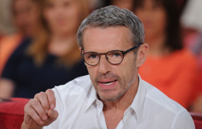 Lambert Wilson le 16 avril 2014 dans l'émission Vivement Dimanche sur France 2 Lambert Wilson le 16 avril 2014 dans l'émission Vivement Dimanche sur France 2