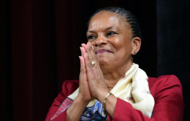 L'ancienne garde des Sceaux, Christiane Taubira, le 29 janvier 2016 à New York après avoir démissioné du gouvernement L'ancienne garde des Sceaux, Christiane Taubira, le 29 janvier 2016 à New York après avoir démissioné du gouvernement