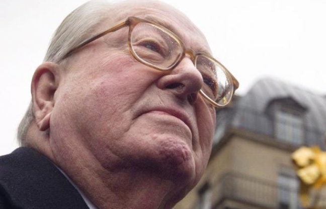 Le président d'honneur du Front national, Jean-Marie Le Pen, a parié lundi sur une explosion de l'UMP en cas de défaite de Nicolas Sarkozy à la présidentielle, avec une "grande chance" que le FN "constitue le noyau de regroupement" des "anti-marxistes". Le président d'honneur du Front national, Jean-Marie Le Pen, a parié lundi sur une explosion de l'UMP en cas de défaite de Nicolas Sarkozy à la présidentielle, avec une "grande chance" que le FN "constitue le noyau de regroupement" des "anti-marxistes".
