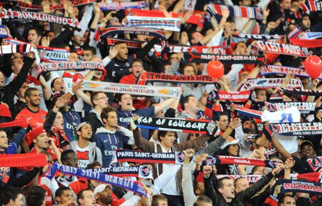 Les supporters du PSG lors de la rencontre de Ligue des champions face au Dynamo Kiev, le 18 septembre au Parc des Princes. Les supporters du PSG lors de la rencontre de Ligue des champions face au Dynamo Kiev, le 18 septembre au Parc des Princes.