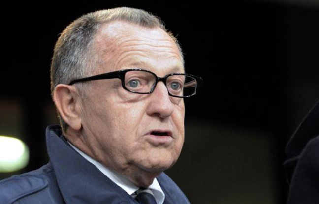 Le président lyonnais Jean-Michel Aulas, le 1er avril 2012, à Rennes. Le président lyonnais Jean-Michel Aulas, le 1er avril 2012, à Rennes.