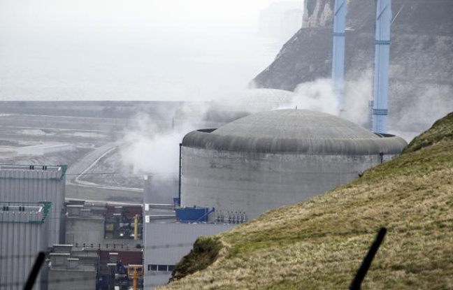 La centrale nucléaire de Penly (Seine-Maritime), le 6 avril 2012. La centrale nucléaire de Penly (Seine-Maritime), le 6 avril 2012.