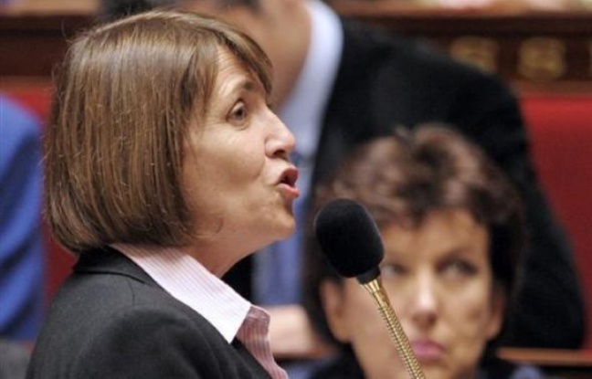 Pour déminer le terrain, Christine Albanel doit rencontrer les députés UMP mercredi en début d'après-midi. Pour déminer le terrain, Christine Albanel doit rencontrer les députés UMP mercredi en début d'après-midi.