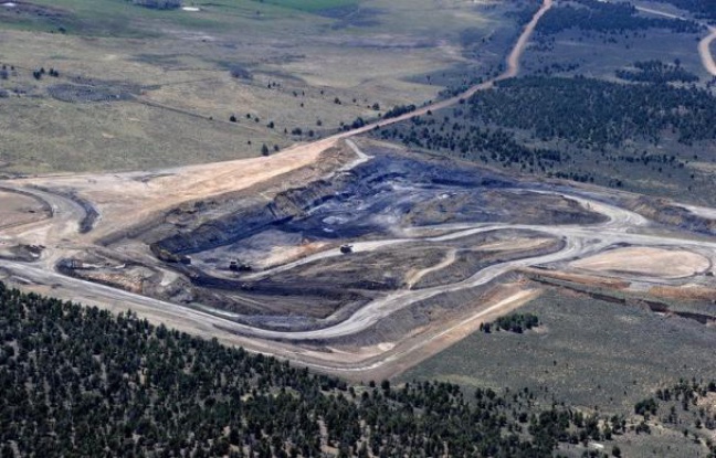 Patriot Coal, l'un des principaux producteurs américains de charbon, a déposé son bilan, victime de l'afflux massif de gaz de schiste bon marché qui lui a volé ses marchés auprès des centrales électriques, selon un communiqué diffusé lundi soir. Patriot Coal, l'un des principaux producteurs américains de charbon, a déposé son bilan, victime de l'afflux massif de gaz de schiste bon marché qui lui a volé ses marchés auprès des centrales électriques, selon un communiqué diffusé lundi soir.