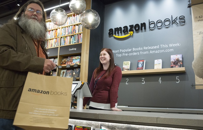 Une librairie Amazon a ouvert à Seattle à l'automne 2016. Une librairie Amazon a ouvert à Seattle à l'automne 2016.