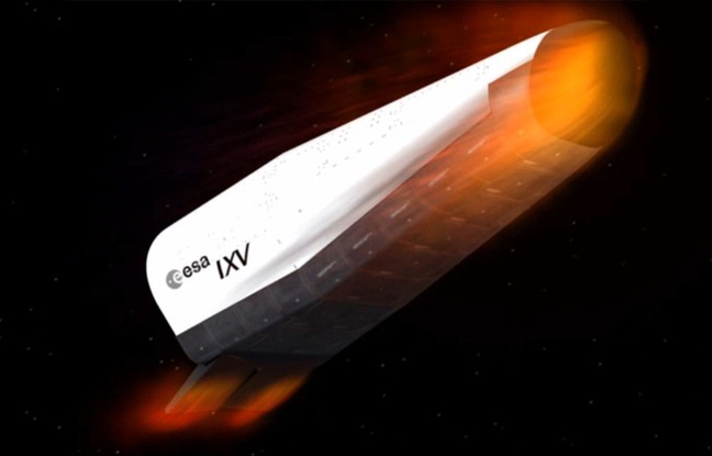 Image de simulation: le IXV de l'ESA lors de sa rentrée dans l'atmosphère. Image de simulation: le IXV de l'ESA lors de sa rentrée dans l'atmosphère.
