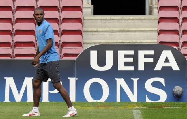 L'international français Eric Abidal, transplanté du foie en avril dernier, a été inscrit dans la liste A des 25 joueurs dont Barcelone veut disposer en Ligue des champions, selon les listes dévoilées mardi sur le site de l'UEFA. L'international français Eric Abidal, transplanté du foie en avril dernier, a été inscrit dans la liste A des 25 joueurs dont Barcelone veut disposer en Ligue des champions, selon les listes dévoilées mardi sur le site de l'UEFA.