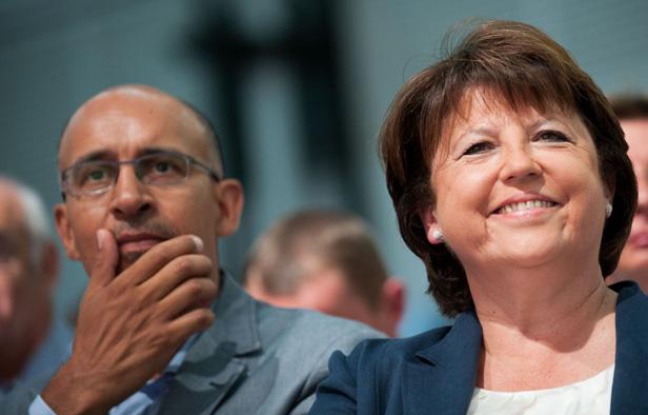 Harlem Désir et Martine Aubry à l'université d'été de La Rochelle, le 26 août 2012. Harlem Désir et Martine Aubry à l'université d'été de La Rochelle, le 26 août 2012.