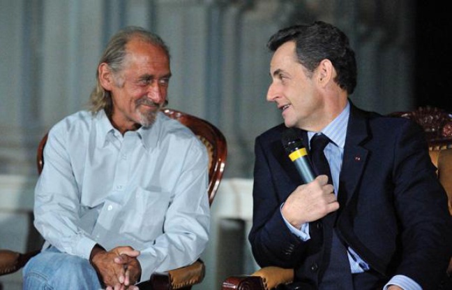 Pierre Camatte et Nicolas Sarkozy, à Bamako, lors d'une conférence de presse, jeudi 25 février. Pierre Camatte et Nicolas Sarkozy, à Bamako, lors d'une conférence de presse, jeudi 25 février.