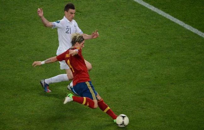 L'attaquant espagnol Fernando Torres, le 23 juin 2012, à Donetsk. L'attaquant espagnol Fernando Torres, le 23 juin 2012, à Donetsk.