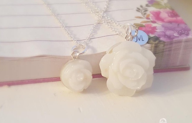 Bijoux en lait maternel. Bijoux en lait maternel.