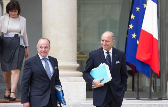 Paris a estimé jeudi que "les choses vont bien entre les Français et les Allemands" même s'il existe encore des "sujets de discussion", au lendemain d'une rencontre entre François Hollande et Angela Merkel et à quelques heures d'un sommet censé apporter le salut à l'Europe. Paris a estimé jeudi que "les choses vont bien entre les Français et les Allemands" même s'il existe encore des "sujets de discussion", au lendemain d'une rencontre entre François Hollande et Angela Merkel et à quelques heures d'un sommet censé apporter le salut à l'Europe.
