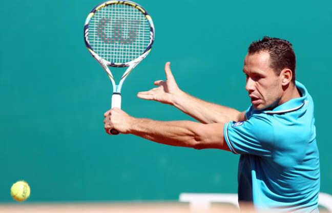 Le Français Michaël Llodra, le 17 avril 2012, à Monte-Carlo. Le Français Michaël Llodra, le 17 avril 2012, à Monte-Carlo.