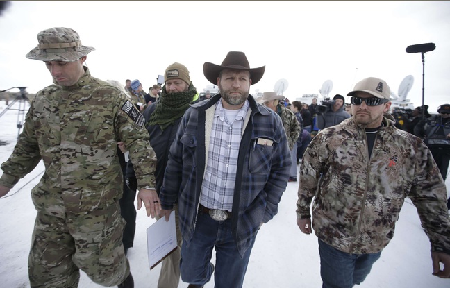 Le militant américain anti-gouvernement Ammon Bundy, le 3 janvier dans l'Oregon. Le militant américain anti-gouvernement Ammon Bundy, le 3 janvier dans l'Oregon.