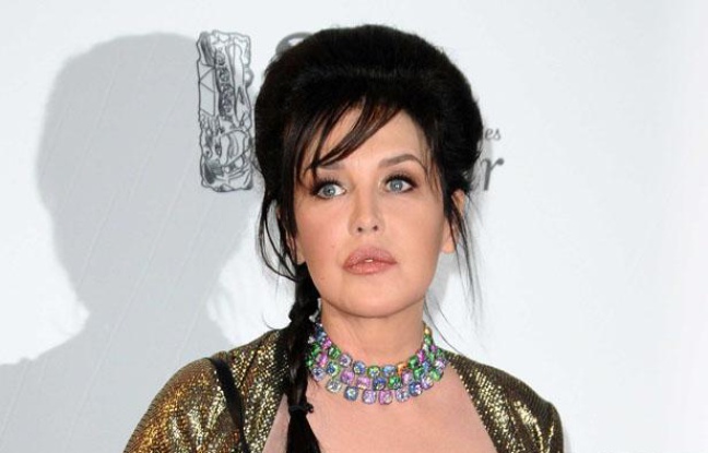 Isabelle Adjani à la 35e cérémonie des César, en 2010. Isabelle Adjani à la 35e cérémonie des César, en 2010.