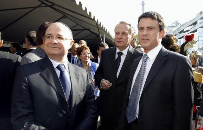 Le ministre de l'Intérieur, Manuel Valls, a fait part dimanche à Strasbourg de son "inquiétude" face à la résurgence de l'antisémitisme en France, et a promis la "totale mobilisation des pouvoirs publics" pour y faire face. Le ministre de l'Intérieur, Manuel Valls, a fait part dimanche à Strasbourg de son "inquiétude" face à la résurgence de l'antisémitisme en France, et a promis la "totale mobilisation des pouvoirs publics" pour y faire face.