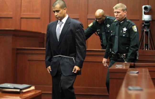 Un juge de Floride a accordé la liberté sous caution à George Zimmerman, accusé du meurtre de Trayvon Martin le 26 février, qui s'est exprimé pour la première fois publiquement et a dit être "désolé" aux parents du jeune Noir. Un juge de Floride a accordé la liberté sous caution à George Zimmerman, accusé du meurtre de Trayvon Martin le 26 février, qui s'est exprimé pour la première fois publiquement et a dit être "désolé" aux parents du jeune Noir.