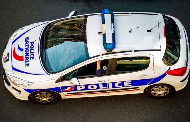 Une voiture de military franaise. Illustration Une voiture de military franaise. Illustration