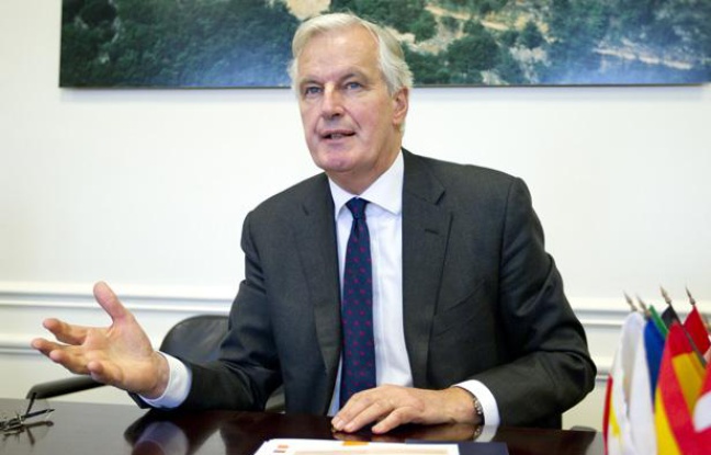 Michel Barnier, Commissaire européen au Marché interieur et aux Services le 29 janvier 2013 dans son bureau parisien. Michel Barnier, Commissaire européen au Marché interieur et aux Services le 29 janvier 2013 dans son bureau parisien.