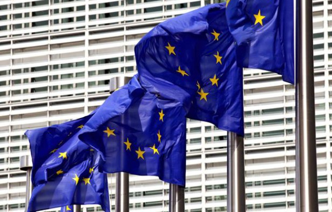 La Commission européenne a présenté son «paquet pour l'emploi» le 18 avril 2012 La Commission européenne a présenté son «paquet pour l'emploi» le 18 avril 2012