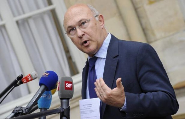 Le Premier ministre britannique David Cameron s'est dit prêt à "dérouler le tapis rouge" pour les entreprises fuyant l'impôt en France, ce qui a suscité l'ironie du ministre français du Travail Michel Sapin pour lequel ce tapis pourrait "prendre l'eau". Le Premier ministre britannique David Cameron s'est dit prêt à "dérouler le tapis rouge" pour les entreprises fuyant l'impôt en France, ce qui a suscité l'ironie du ministre français du Travail Michel Sapin pour lequel ce tapis pourrait "prendre l'eau".