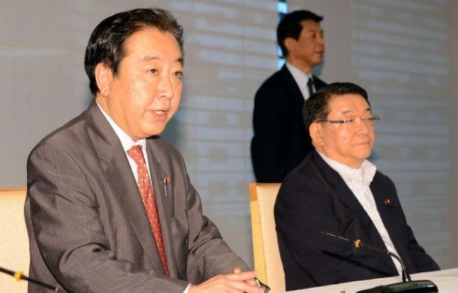 Le Premier ministre nippon, Yoshihiko Noda, a ordonné samedi le redémarrage de deux réacteurs nucléaires de l'ouest du Japon, une première depuis l'accident atomique de Fukushima provoqué par le tsunami du 11 mars 2011, en dépit d'une opinion encore sous le choc et réticente. Le Premier ministre nippon, Yoshihiko Noda, a ordonné samedi le redémarrage de deux réacteurs nucléaires de l'ouest du Japon, une première depuis l'accident atomique de Fukushima provoqué par le tsunami du 11 mars 2011, en dépit d'une opinion encore sous le choc et réticente.