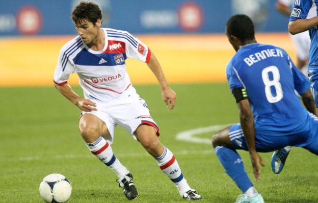 Le Lyonnais Yoann Gourcuff lors d'un match amical à Montreal au Canada, le 25 juillet 2012. Le Lyonnais Yoann Gourcuff lors d'un match amical à Montreal au Canada, le 25 juillet 2012.