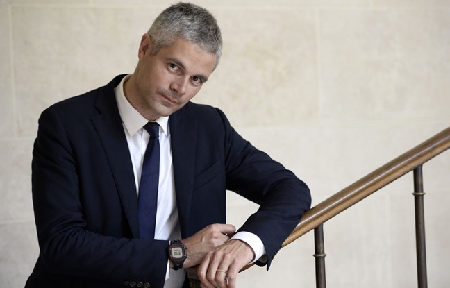 Laurent Wauquiez pose à l'Assemblée nationale le 17 juillet 2014. Laurent Wauquiez pose à l'Assemblée nationale le 17 juillet 2014.