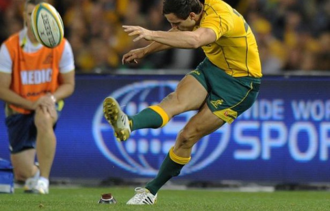 L'Australie a difficilement battu le pays de Galles (25-23), ne passant devant au score qu'après la sirène grâce à une pénalité du demi d'ouverture Mike Harris, samedi à Melbourne (Australie), dans le deuxième d'une série de trois test-matches L'Australie a difficilement battu le pays de Galles (25-23), ne passant devant au score qu'après la sirène grâce à une pénalité du demi d'ouverture Mike Harris, samedi à Melbourne (Australie), dans le deuxième d'une série de trois test-matches