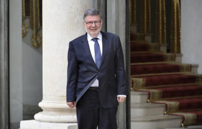 Le ministre chargé des relations avec le Parlement, Alain Vidalies, a exprimé lundi sur RTL des réticences sur une rétroactivité de la fiscalisation des heures supplémentaires, que souhaitent proposer des députés socialistes devant l'Assemblée nationale. Le ministre chargé des relations avec le Parlement, Alain Vidalies, a exprimé lundi sur RTL des réticences sur une rétroactivité de la fiscalisation des heures supplémentaires, que souhaitent proposer des députés socialistes devant l'Assemblée nationale.