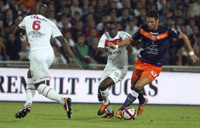 Olivier Giroud face à Blaise Matuidi et Zoumana Camara, le 24 septembre 2011 Olivier Giroud face à Blaise Matuidi et Zoumana Camara, le 24 septembre 2011