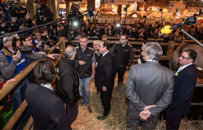 François Hollande au Salon de l'agriculture, le 27 février 2016. François Hollande au Salon de l'agriculture, le 27 février 2016.