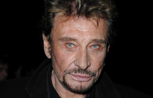 Johnny Hallyday à la soirée d'inauguration de l'exposition Bulgari au Grand Palais à Paris, le 9 décembre 2010 Johnny Hallyday à la soirée d'inauguration de l'exposition Bulgari au Grand Palais à Paris, le 9 décembre 2010