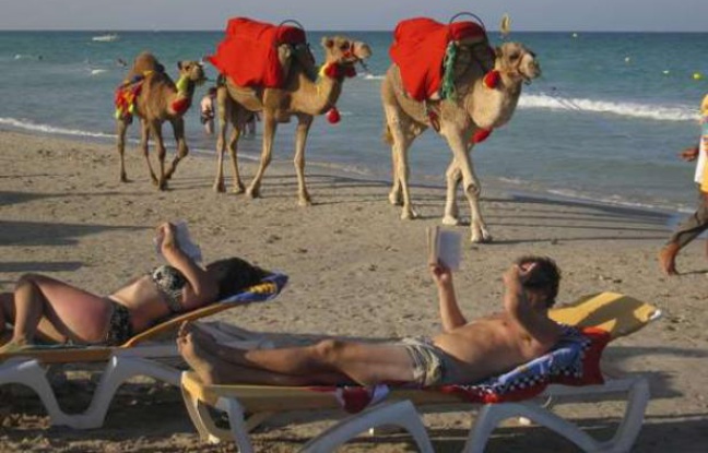Une plage de Djerba (Tunisie) en 2008. Une plage de Djerba (Tunisie) en 2008.
