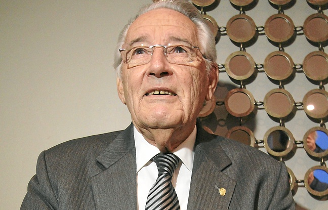 Si Jacques Peyrat (à g.) a officialisé sa candidature, celle de Bruno Gollnisch reste hypothétique. Si Jacques Peyrat (à g.) a officialisé sa candidature, celle de Bruno Gollnisch reste hypothétique.