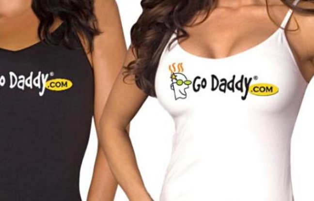 Une publicité pour l'hébergeur Go Daddy. Une publicité pour l'hébergeur Go Daddy.