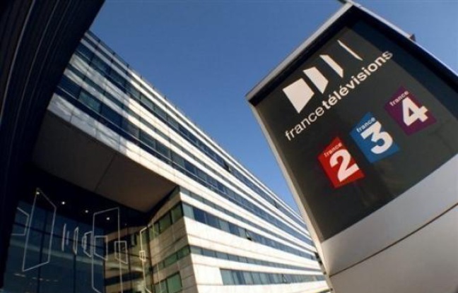 Le Conseil constitutionnel a validé mardi l'essentiel de la réforme de l'audiovisuel, à la consternation des opposants à cette loi qui réforme en profondeur le fonctionnement de l'audiovisuel public et supprime la publicité de ses antennes. Le Conseil constitutionnel a validé mardi l'essentiel de la réforme de l'audiovisuel, à la consternation des opposants à cette loi qui réforme en profondeur le fonctionnement de l'audiovisuel public et supprime la publicité de ses antennes.