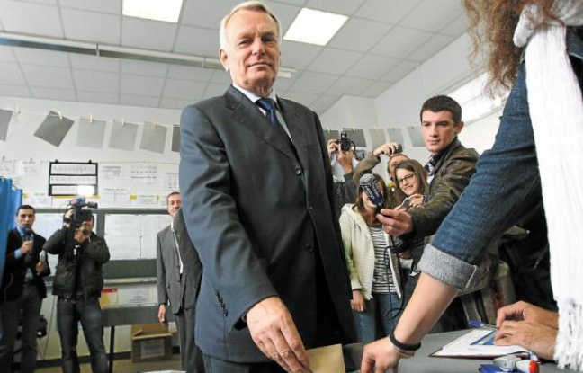Jean-Marc Ayrault réélu haut la main, François Pinte en mauvaise posture. Jean-Marc Ayrault réélu haut la main, François Pinte en mauvaise posture.