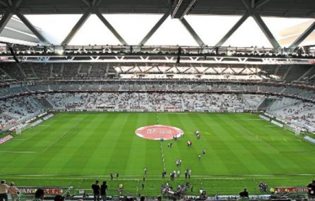 Le groupe Partouche espère bien donner son nom au Grand stade Lille Métropole inauguré le 17 aôut 2012. Le groupe Partouche espère bien donner son nom au Grand stade Lille Métropole inauguré le 17 aôut 2012.