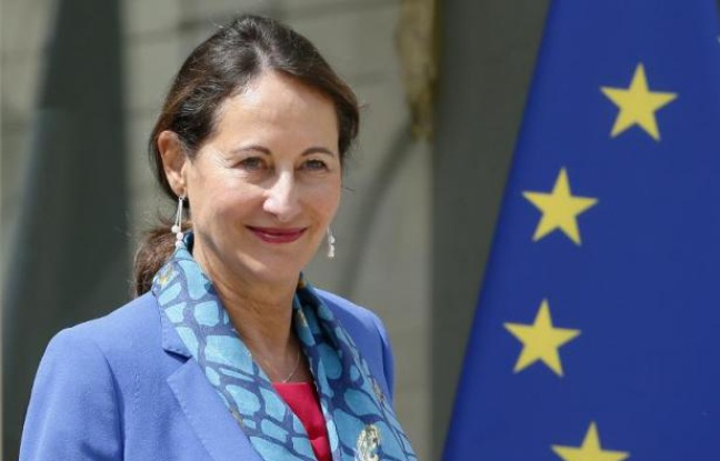 La ministre de l'Ecologie Ségolène Royal à l'issue du Conseil des ministres le 16 juillet 2014 La ministre de l'Ecologie Ségolène Royal à l'issue du Conseil des ministres le 16 juillet 2014