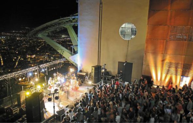 Près de 3 000 personnes sont attendues pour assister aux concerts des 13 groupes invités. Près de 3 000 personnes sont attendues pour assister aux concerts des 13 groupes invités.