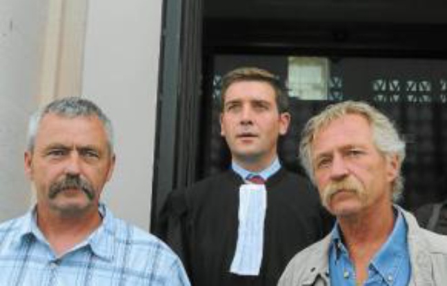 José Bové est venu en soutien. José Bové est venu en soutien.