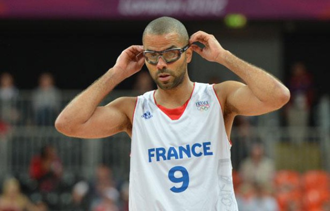 Tony Parker, le 31 juillet 2012, lors des Jeux Olympiques de Londres, contre l'Argentine. Tony Parker, le 31 juillet 2012, lors des Jeux Olympiques de Londres, contre l'Argentine.